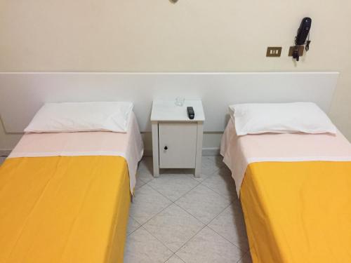 Imagen de la habitación del Hotel Vittorio Veneto, N&aacute;poles. Foto 5