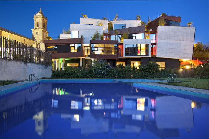 Imagen de la piscina del Hotel Viura. Foto 26