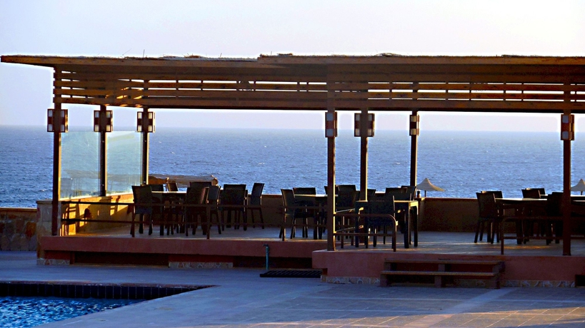 Imagen del bar/restaurante del Hotel Viva Blue Resort - Adults Only. Foto 5