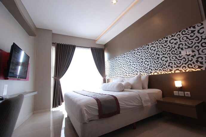 Imagen de la habitación del Hotel Viva Kediri By Front One. Foto 25