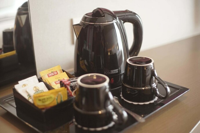 Imagen de la habitación del Hotel Viva Kediri By Front One. Foto 26