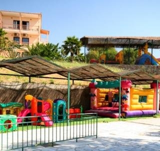 Imagen de los exteriores del Hotel Viva Mare. Foto 8