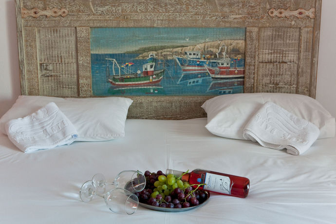 Imagen de la piscina del Hotel Viva Mare, Fenikounta. Foto 9