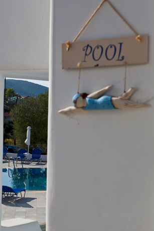 Imagen de la piscina del Hotel Viva Mare, Fenikounta. Foto 10