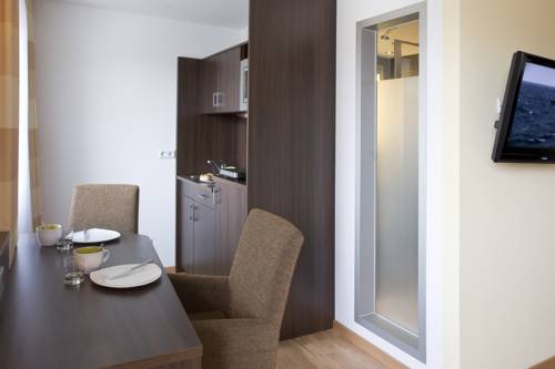 Imagen de la habitación del Hotel Viva Sky. Foto 7