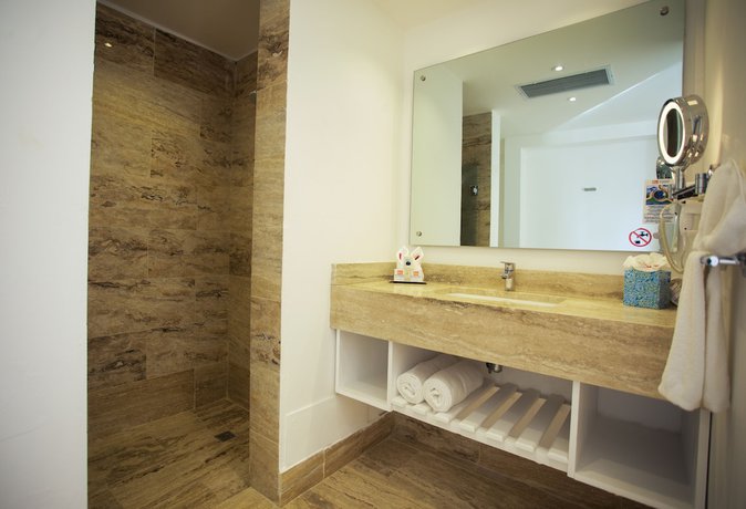 Imagen de la habitación del Hotel Viva Tangerine by Wyndham, A Trademark All Inclusive. Foto 9