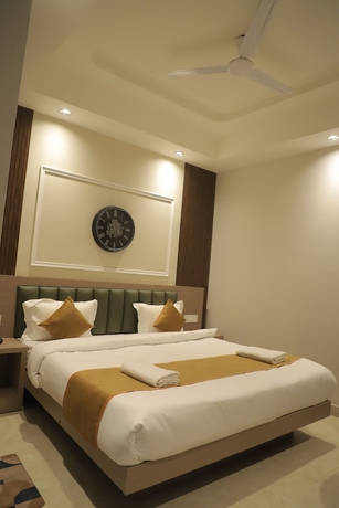 Imagen de la habitación del Hotel Vivaan - Walk to Banke Bihari Temple. Foto 5