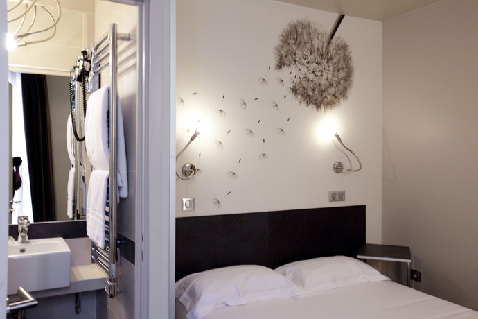 Imagen de la habitación del Hotel Vivaldi, Puteaux. Foto 15