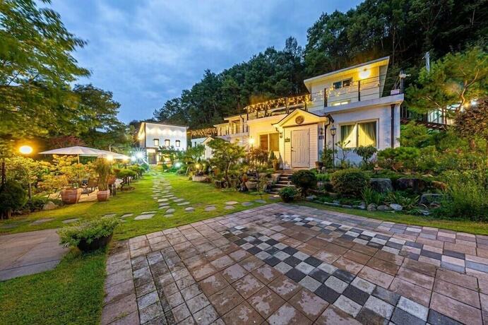 Imagen general del Hotel Vivaldi white house in vally. Foto 2