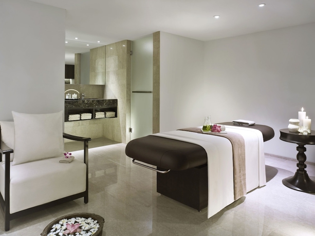 Imagen de la piscina del Hotel Vivanta Chennai IT Expressway. Foto 18