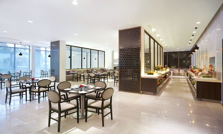 Imagen del bar/restaurante del Hotel Vivanta Chennai IT Expressway. Foto 5