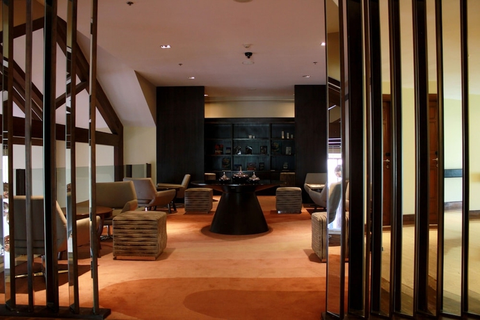 Imagen del bar/restaurante del Hotel Vivanta Dal View. Foto 2