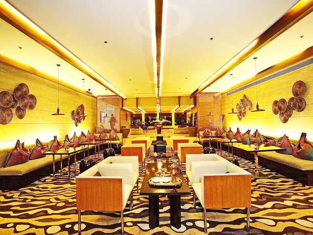 Imagen del bar/restaurante del Hotel Vivanta Dal View. Foto 3