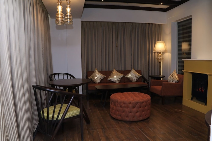 Imagen de la habitación del Hotel Vivanta Jammu City Centre. Foto 15