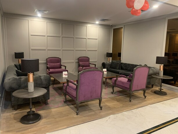 Imagen de los interiores del Hotel Vivanta Katra Vaishno Devi. Foto 38