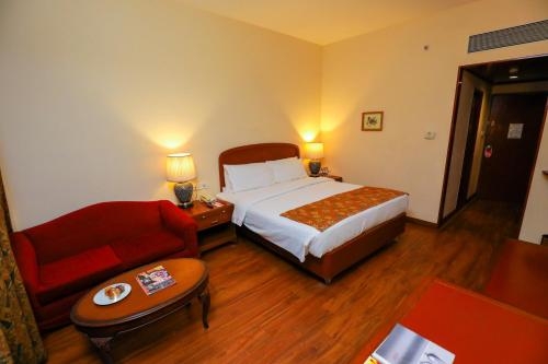 Imagen de la habitación del Hotel Vivanta Mangalore Oldport Road - Formerly Known As Taj Manjarun. Foto 8