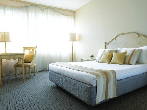 Imagen de la habitación del Hotel Vivanta Mangalore Oldport Road - Formerly Known As Taj Manjarun. Foto 10