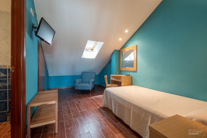 Imagen de la habitación del Hotel Vivar. Foto 6