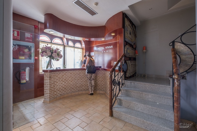 Imagen de los interiores del Hotel Vivar. Foto 19