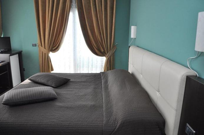 Imagen de la habitación del Hotel Vivas, Durres. Foto 6