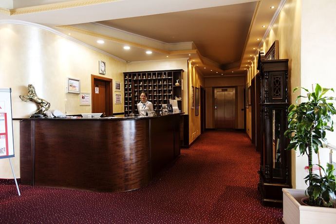 Imagen de los interiores del Hotel Vivas, Durres. Foto 19