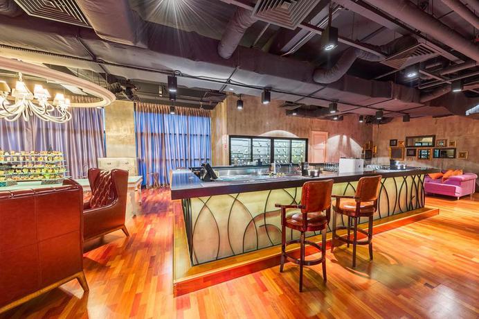 Imagen del bar/restaurante del Hotel Vivatel Kuala Lumpur. Foto 2