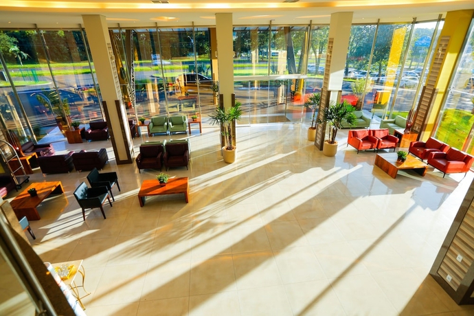 Imagen del bar/restaurante del Hotel Vivaz Cataratas and Resort. Foto 4