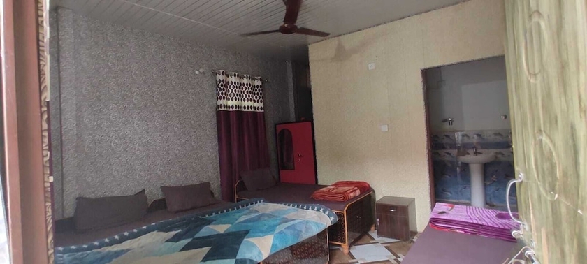 Imagen de la habitación del Hotel Vivek And Restaurant. Foto 10