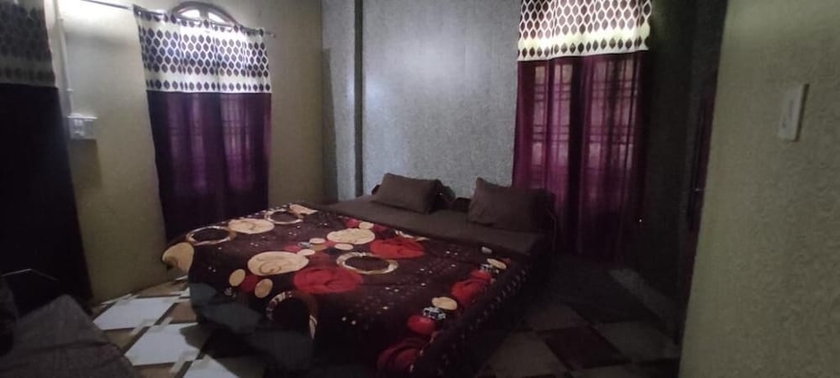 Imagen de la habitación del Hotel Vivek Guptkashi. Foto 6