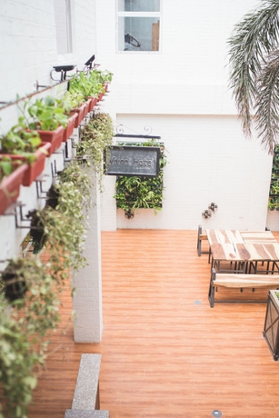 Imagen de los exteriores del Hotel Viven. Foto 16