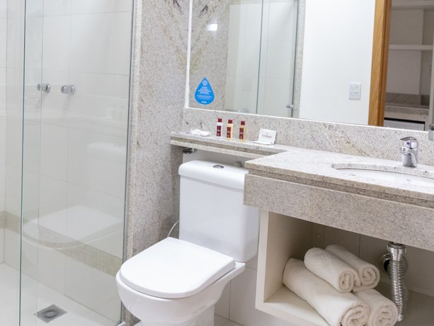 Imagen de la habitación del Hotel Vivence Suites Palmas. Foto 12