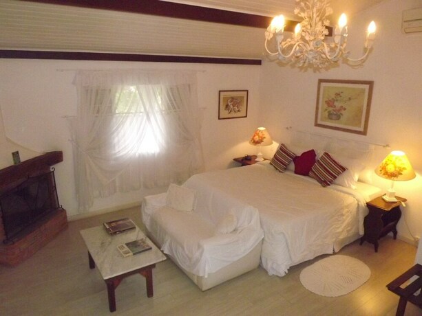 Imagen de la habitación del Hotel Vivenda Penedo. Foto 25