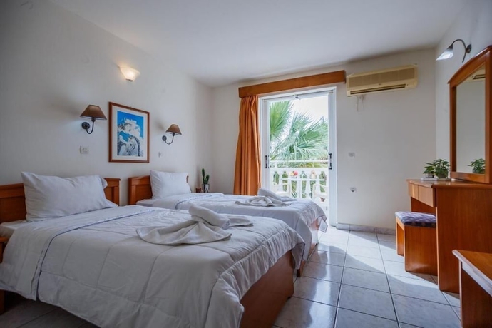 Imagen de la habitación del Hotel Vivian, Agios Sostis. Foto 3