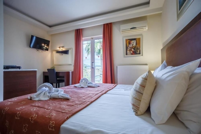 Imagen de la habitación del Hotel Vivian, Agios Sostis. Foto 5