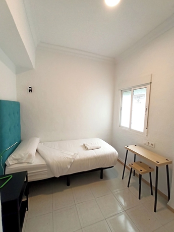 Imagen de la habitación del Hotel Vivian\'s Guest House. Foto 2