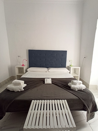 Imagen de la habitación del Hotel Vivian\'s Guest House. Foto 4