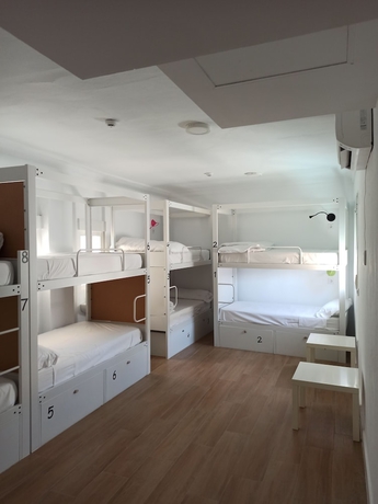 Imagen de la habitación del Hotel Vivian\'s Guest House. Foto 6