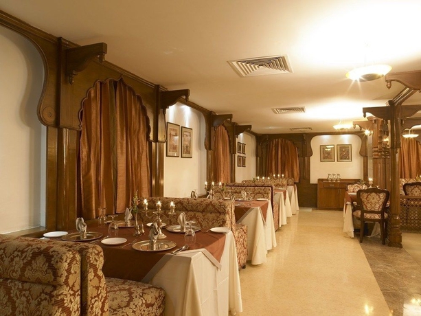 Imagen del bar/restaurante del Hotel Vividus. Foto 5