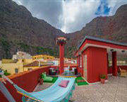 Imagen de los exteriores del Hotel Viviendas Vacacionales Escuela. Foto 5