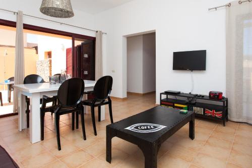 Imagen de la habitación del Hotel Viviendas Vacacionales Flamingo. Foto 4