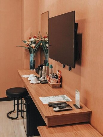 Imagen de la habitación del Hotel Vivien's Hotel. Foto 21