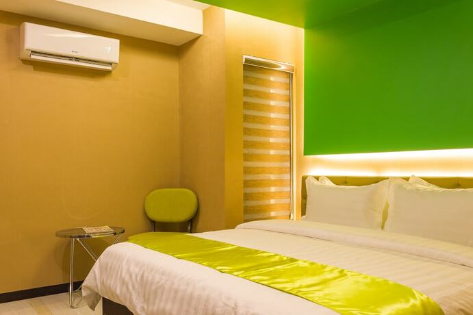 Imagen de la habitación del Hotel Vivien's Hotel. Foto 25