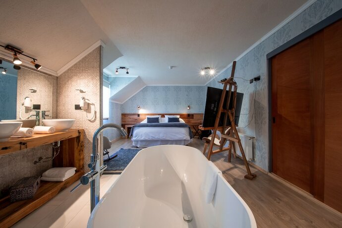 Imagen de la habitación del Hotel Vivo Monta&ntilde;a. Foto 18