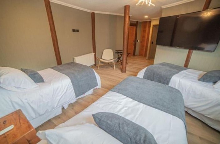 Imagen de la habitación del Hotel Vivo Monta&ntilde;a. Foto 19