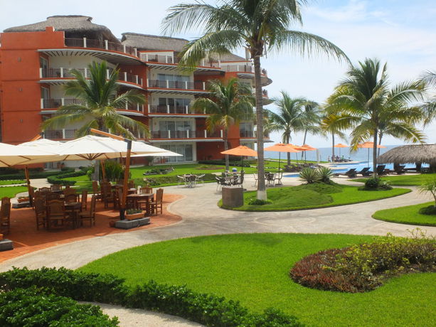 Imagen del bar/restaurante del Hotel Vivo Resorts. Foto 2