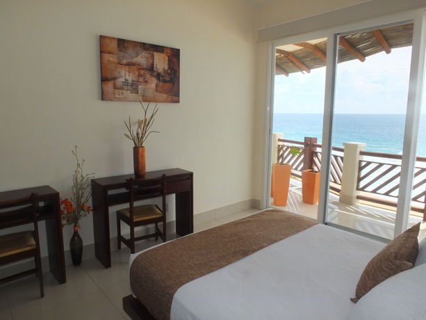 Imagen del bar/restaurante del Hotel Vivo Resorts. Foto 4