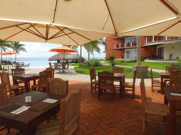 Imagen del bar/restaurante del Hotel Vivo Resorts. Foto 8