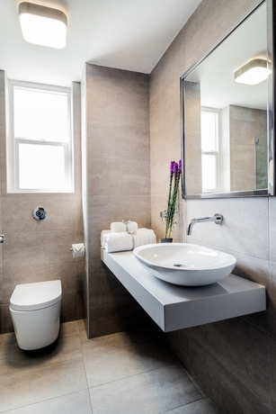 Imagen de la habitación del Hotel Viza. Foto 13