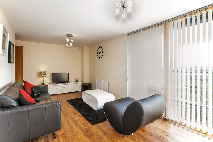 Imagen de los interiores del Hotel Vizion By Shortstaymk. Foto 10