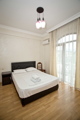 Imagen de la habitación del Hotel Vizit, Batumi. Foto 3